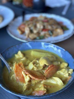 Yellow Curry IG: @ammysalamii