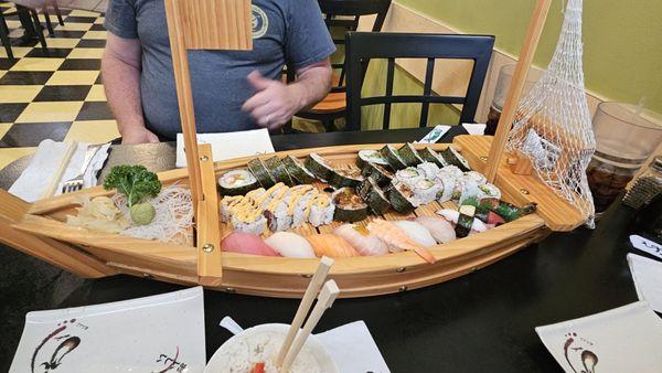 Mikado Sushi & Grill