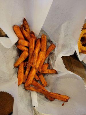 Ollie’s South Sports Bar And grill