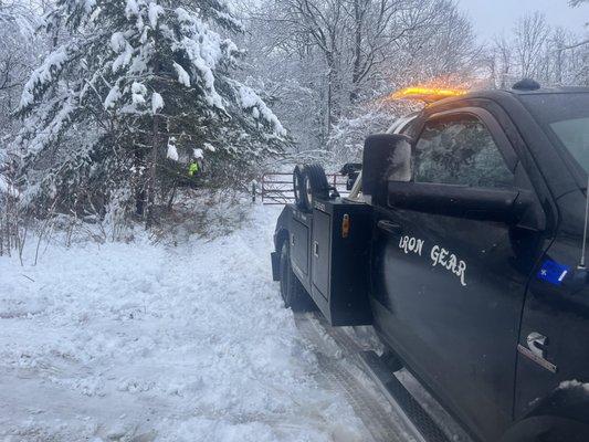 Iron Gear Towing And Recovery