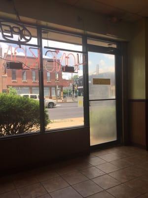 Oh, what a nice looking health rating sticker.