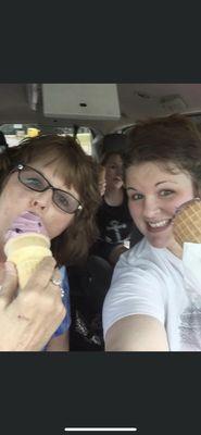 Yelp's Feelin' GRAET-ers elite event - National Ice Cream Month!