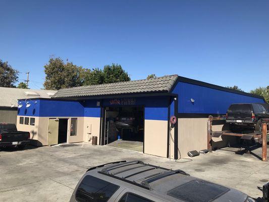 Leale's Auto Repair & Transmission