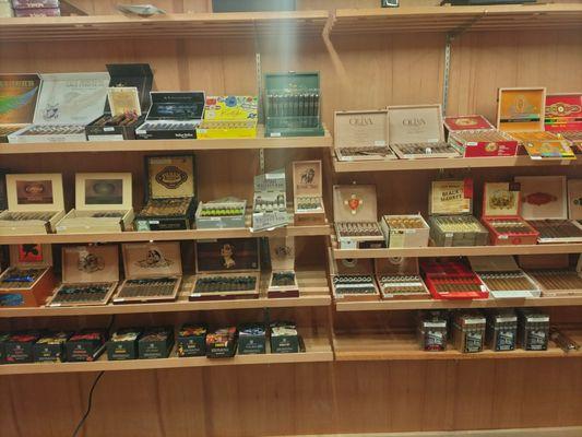 Most Wanted Cigars and Lounge