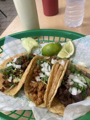 Taqueria Tres Amigos