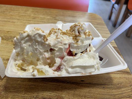 1/2 of a Banana Split