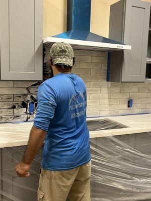 Floors n More On The Go