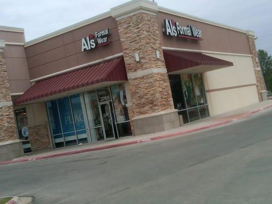 Al's Formal WearAddress: