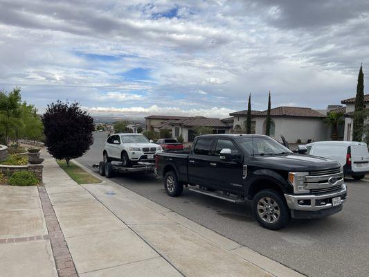 Towing services give us a call or text (915)383-6015