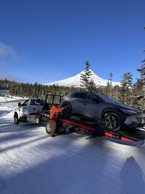 Rivers Edge Towing Automotive