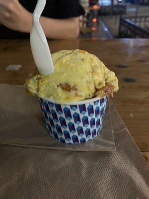 Saffron passionfruit