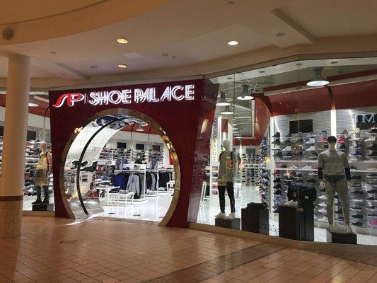 Shoe Palace
