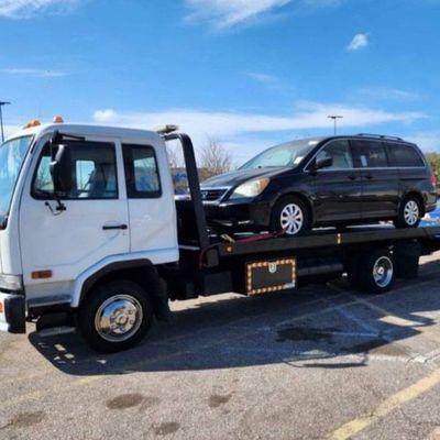 Eather day or night towing kent is always one call away