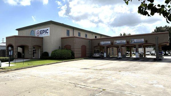 EPIC Federal Credit Union Metairie branch with drive-thru lanes.