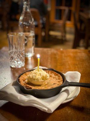 SKILLET BAKED CHOCOLATE CHIP COOKIE FOR 2
