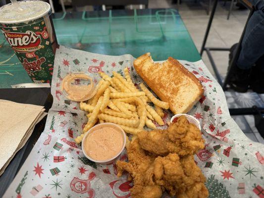 Raising Cane's Chicken Fingers
