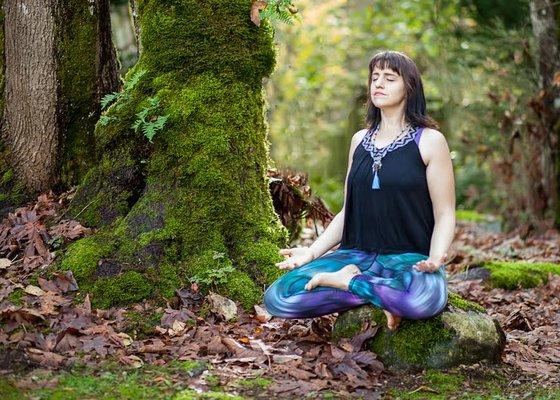 Reduce stress. Silence and focus of breath brings you back to your purest self. Mindfulness brings peace of mind and gives the body a voice.