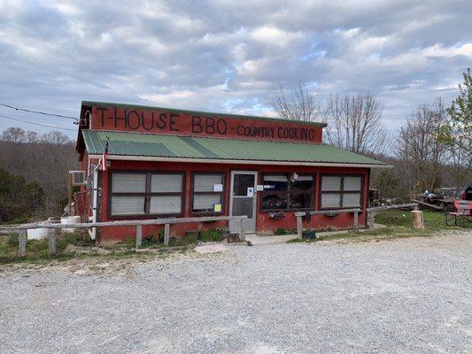 T House BBQ & Country Cooking