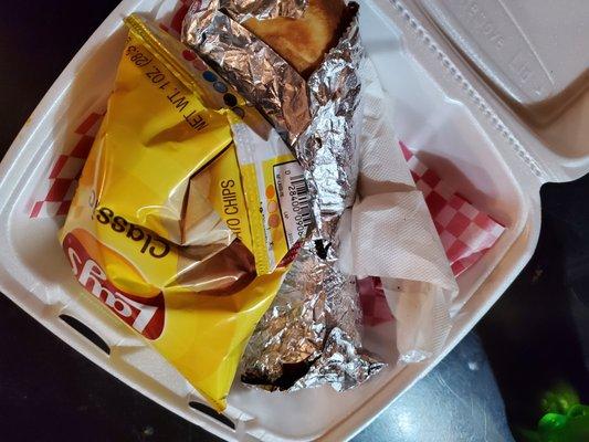 Steak hoagie with chips