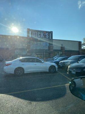 DICK'S Sporting Goods