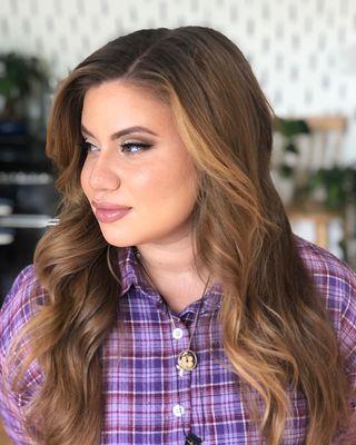 Full glam makeup best for photo shoots and bridal