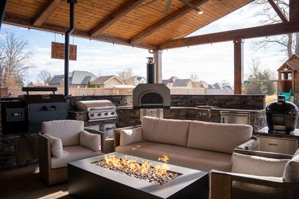 Outdoor Kitchen & Patio Install