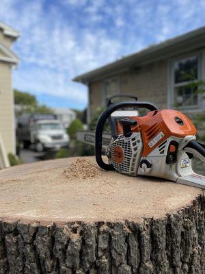 J’s Crew Tree Service