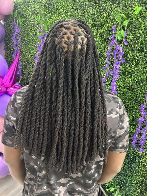 Pashens beauty locs & more