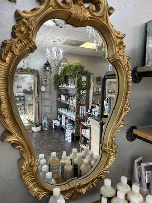 Mirrors Salon & Boutique