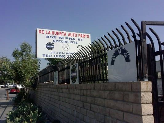 De La Huerta Auto Parts