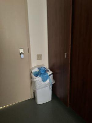 Cheap ass trash cans.