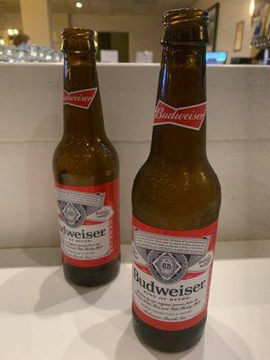 Gander's Restaurant & Lounge