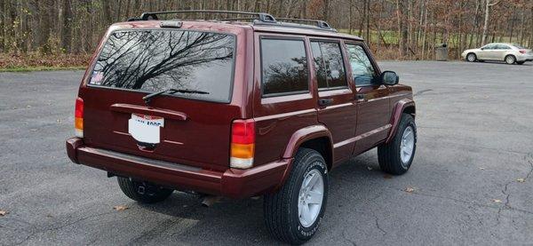 Maaco Auto Body Shop & Painting