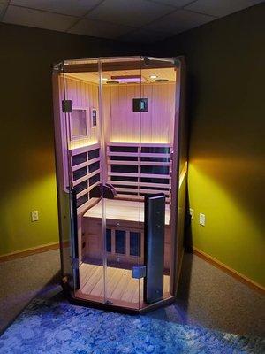 Infrared color therapy - reduce inflammation & pain, improve circulation, increase collagen & elastin production, improve depression and SED