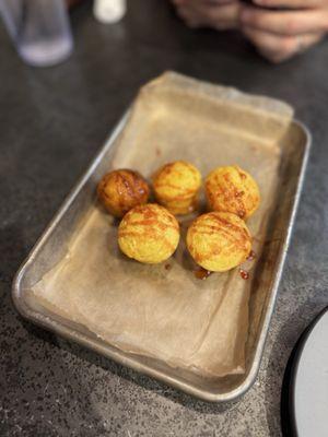 Cheddar cornbread muffins