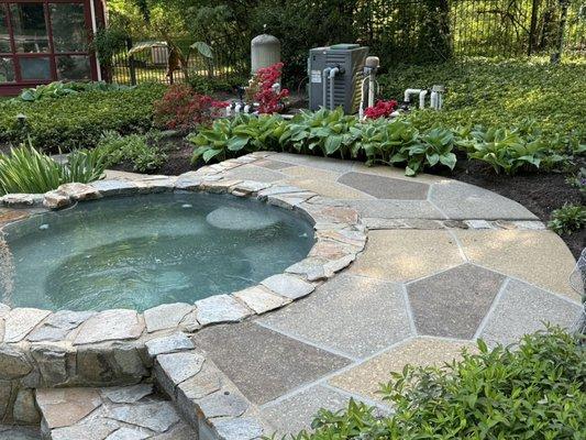 Pool decking by RenuKrete