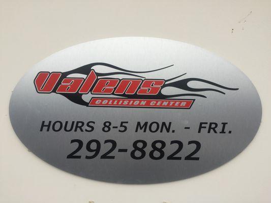 Valens Collision Center