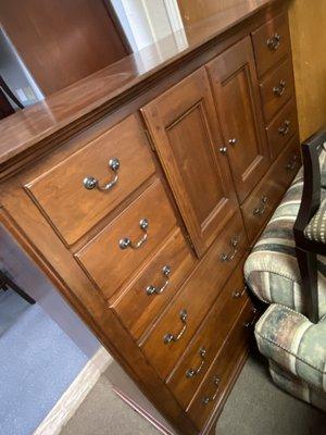 Afno Furniture Resale