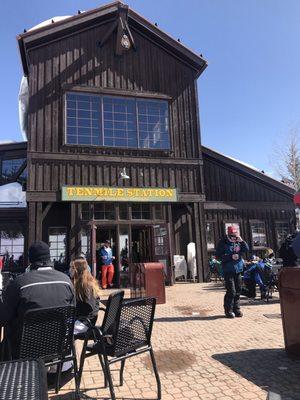 Saloon inside to the left