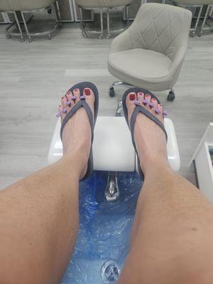 Pedi time