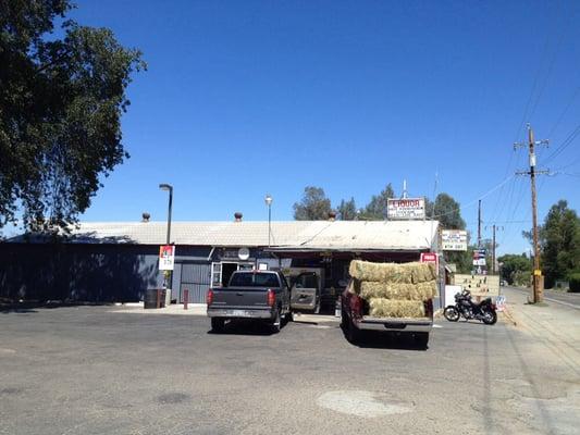 Curtis Circle C Market