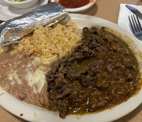 Chili roja and chili verde! Man! What a combo of flavors! I really liked it.
