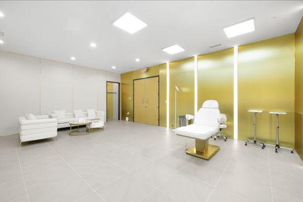 Dling Medical Aesthetic Center