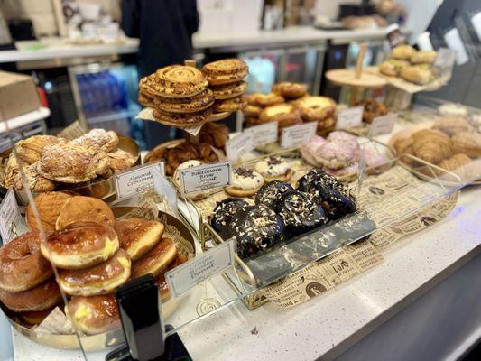 Kneads Bakeshop & Café