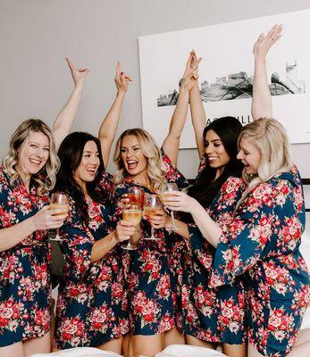 Girls night VIP teeth whitening party! For parties of 4+ people. Text us to inquire!