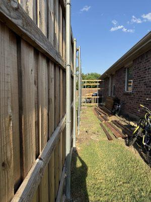 Better Built Fence & Outdoor Living