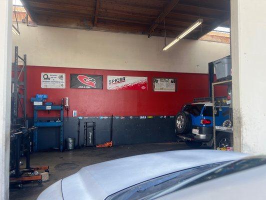 Montalvo's Differentials & Drivelines