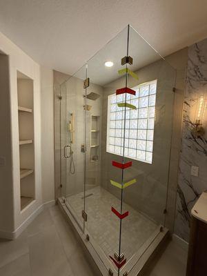 Rick’s Glass & Services