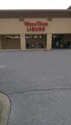 Winn-Dixie Liquor Store