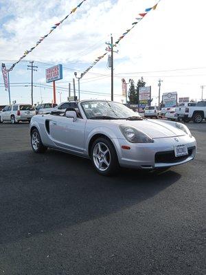 My new ride! The one I wanted not the fr-s back up or solstice back up I couldn't get financed!